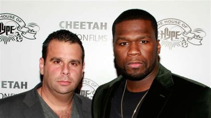 
50 Cent and Randall Emmett’s conflict is explained as the rapper responds to surprising producer charges. 