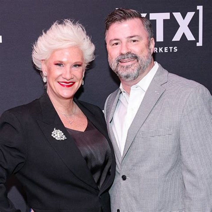 Dawn Burrell Husband | Is Top Chef Contestant Married