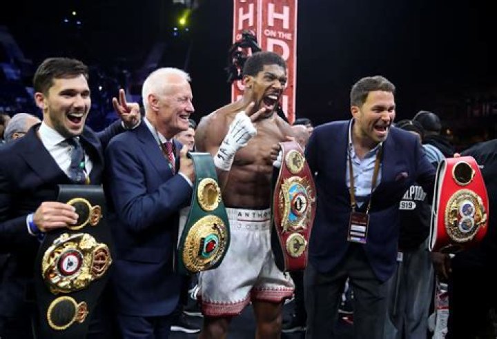 
How Is Eddie Hearn Related To Barry Hearn? 