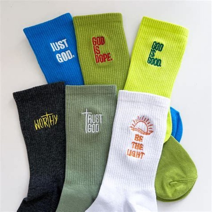 
Is Socksfor1 Married? Is Socksfor1 Gay? 
