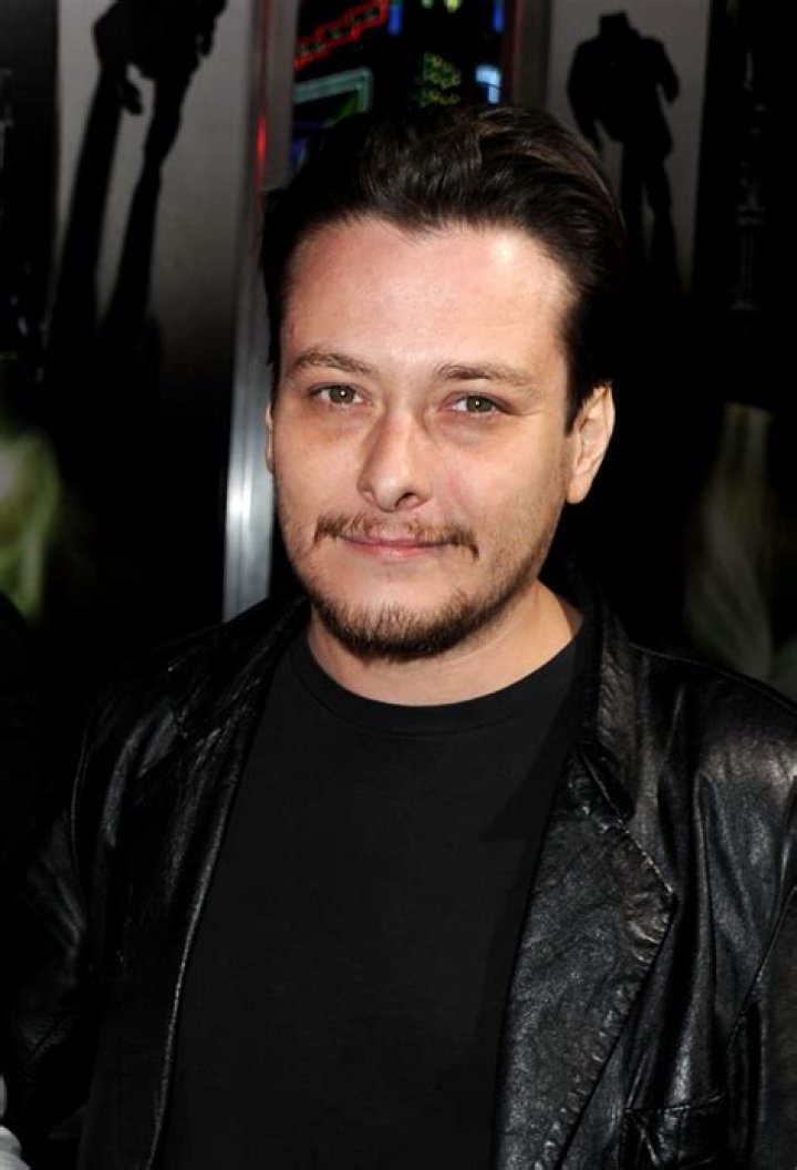
Lee Furlong Height, Weight, Net Worth, Age, Birthday, Wikipedia, Who, Nationality, Biography 