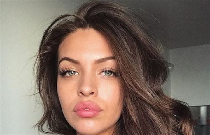 
Who is Kahara Hodges? Everything About The Vocalist and Model 